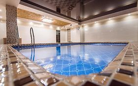 The Royal Mezbon Hotel & Spa