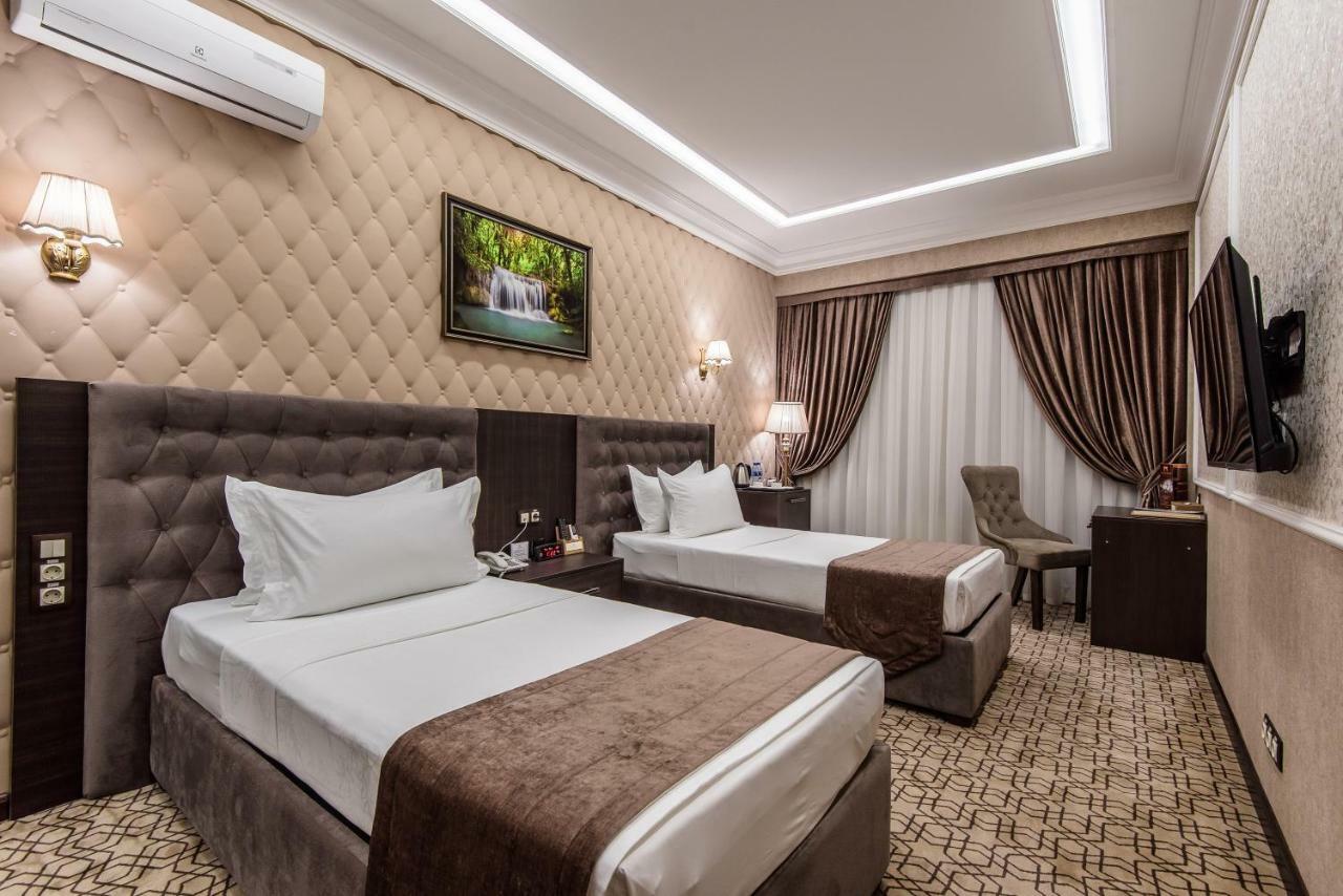 The Royal Mezbon Hotel & Spa Tashkent Exterior photo